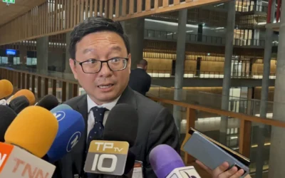 ‘ชัยธวัช’ชี้ พักโทษ’ทักษิณ’ สะท้อนภาพนายกฯ2คน จับตาแรงกระเพื่อมรัฐบาล